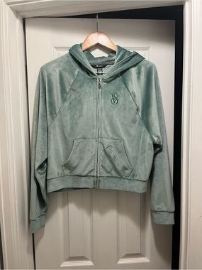 Victoria’s Secret On Point Velour Zip Up Hoodie Sage Green Size M